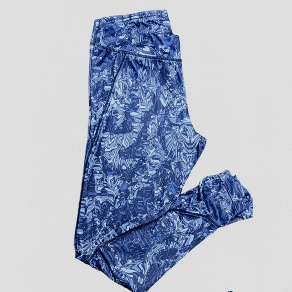 Danskin workout Yoga Pants Size 8-10 medium - Picture 2 of 4